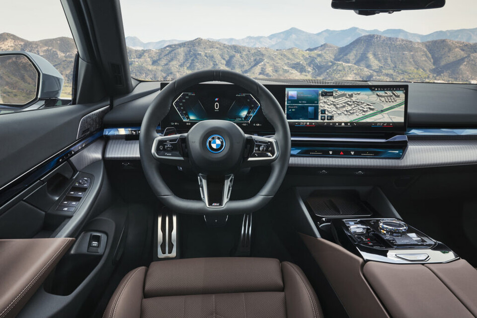 BMW 8세대 신형 5시리즈 &#39;i5 주행가능거리 295마일&#39;