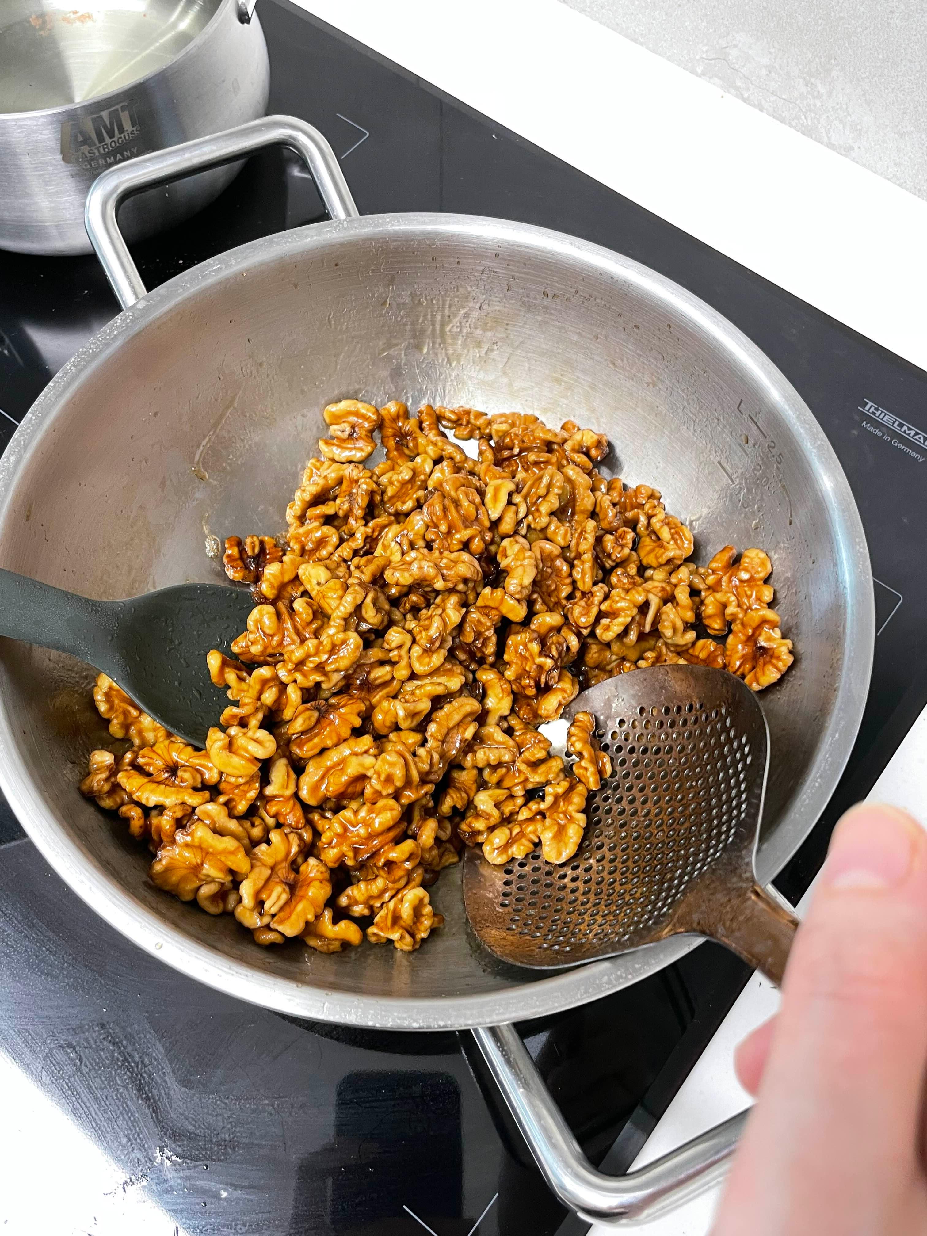 호두정과, 호두정과 만들기