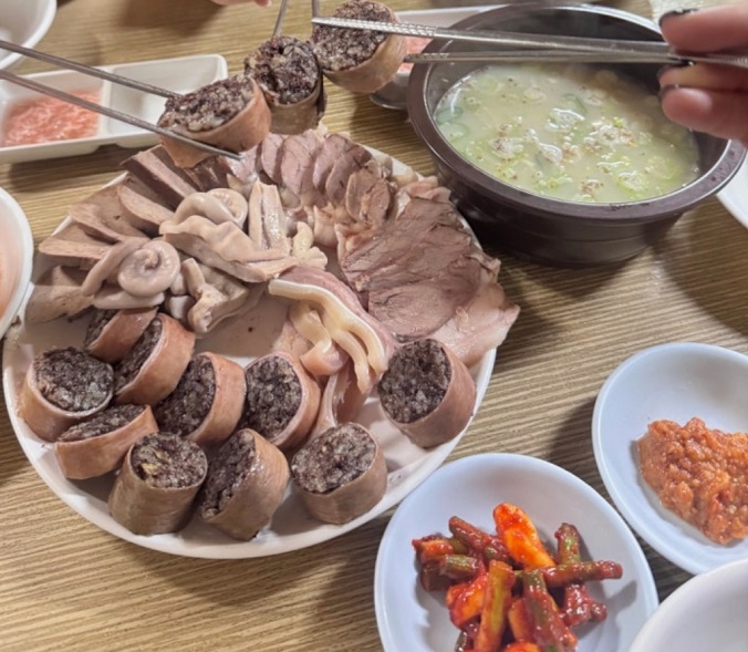 충무로-세자매식당-