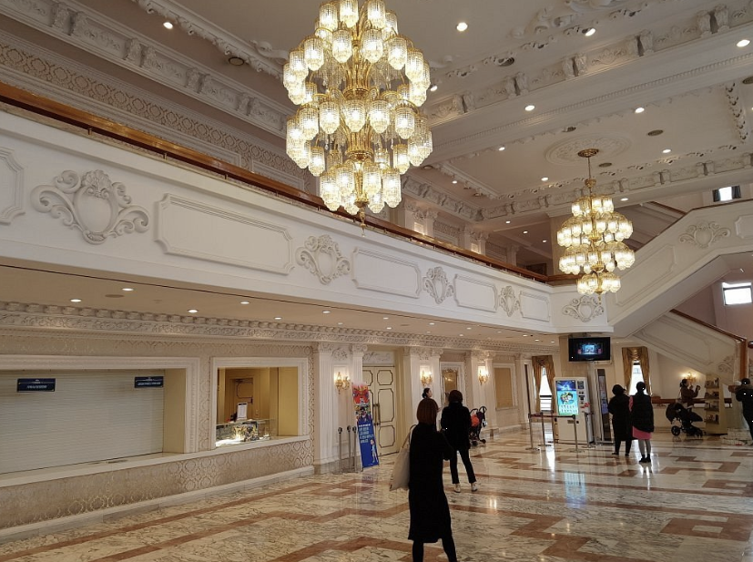 유니버설아트센터 이미지