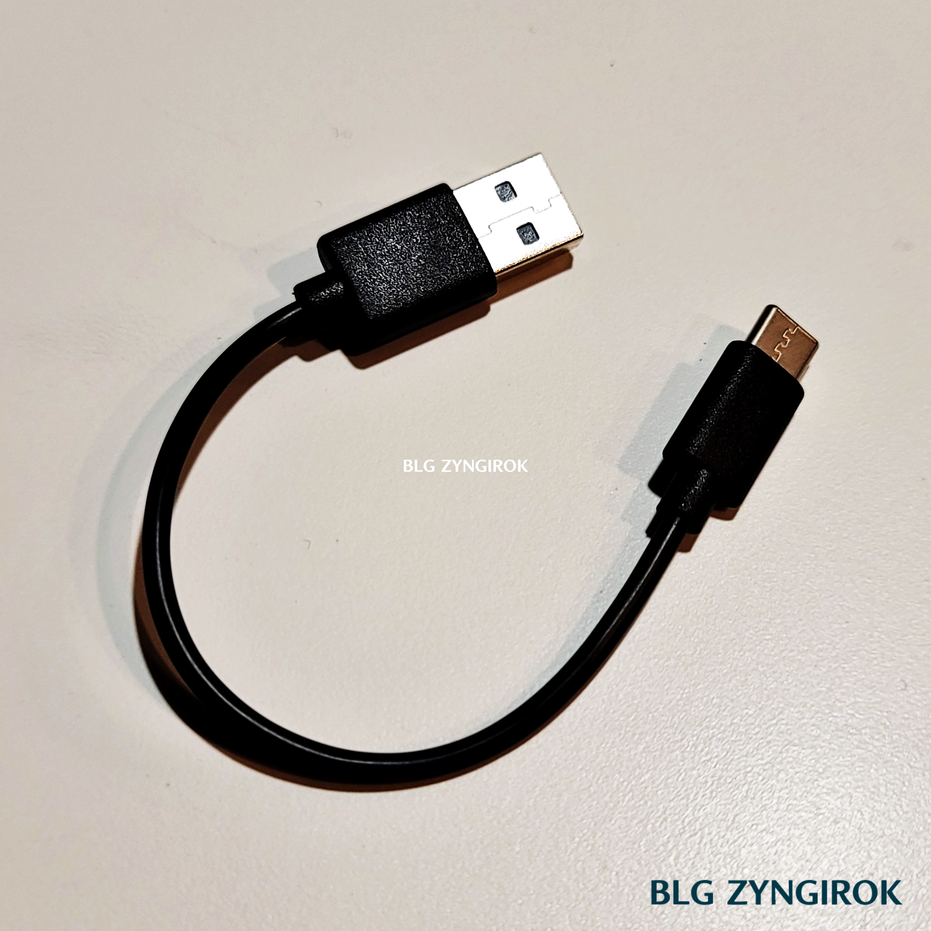 QCY-T11-구성품-충전-케이블