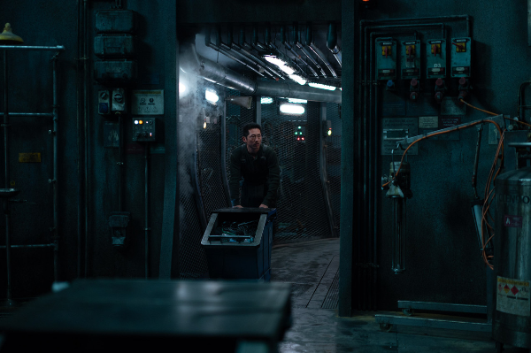 영화-미키-17-장면-스틸컷