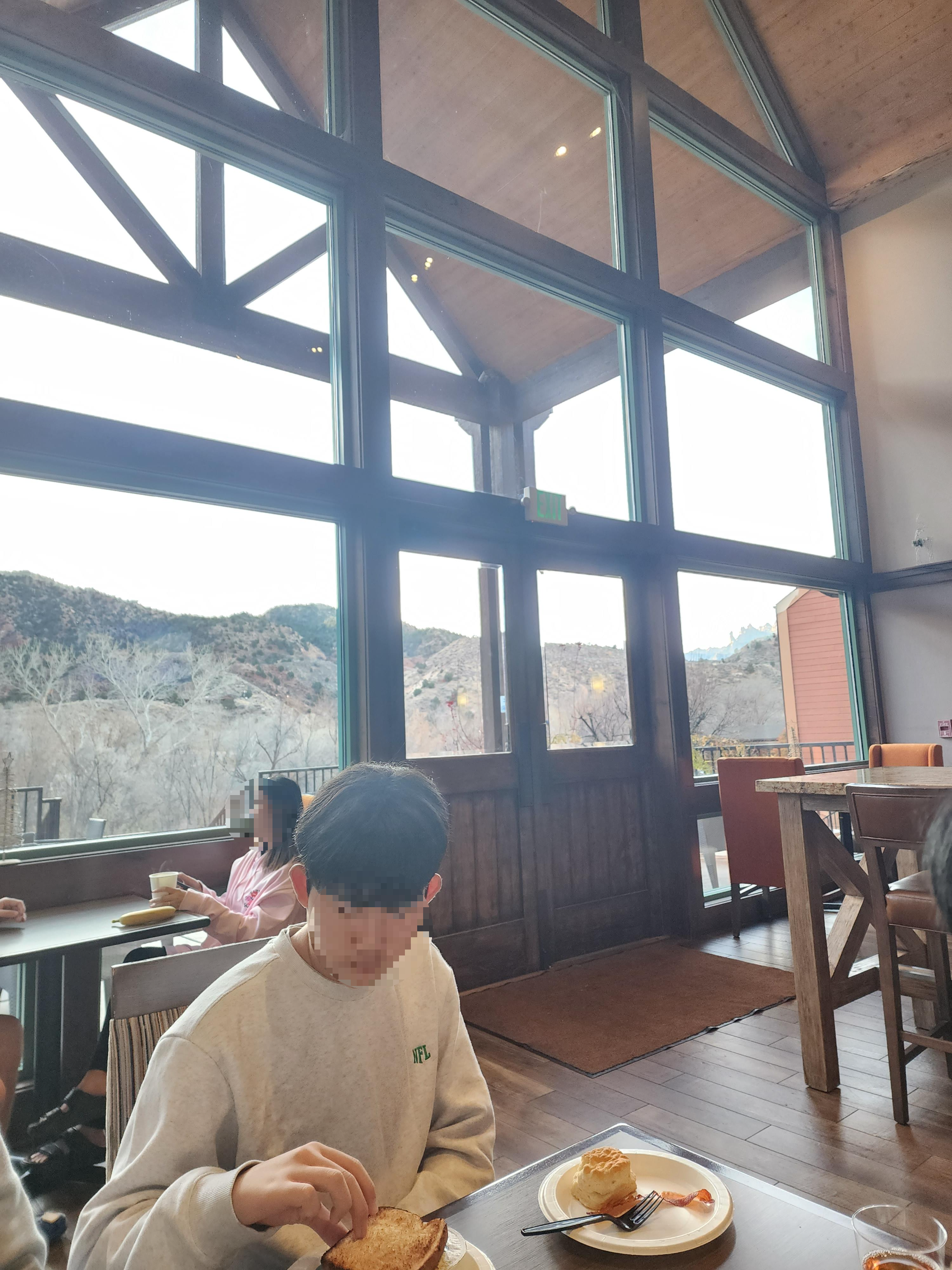 Holiday Inn Express Springdale