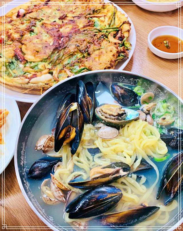 생방송 오늘저녁 시흥 오이도 가성비 보양식 9천원 닭 한마리 칼국수 맛집