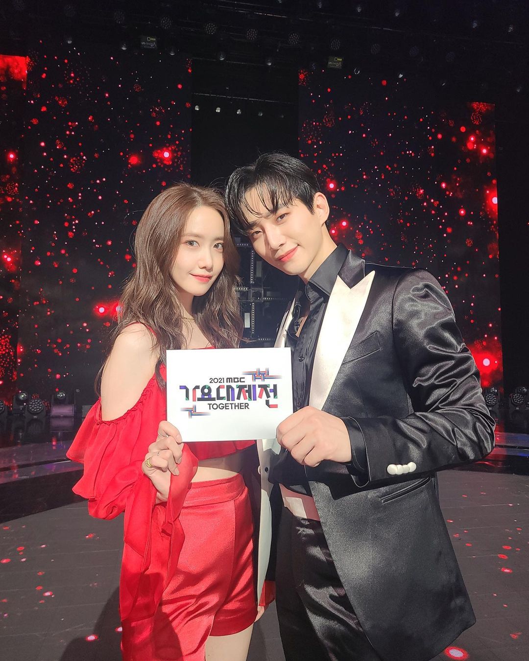 윤아 2021 MBC 가요대제전 MC