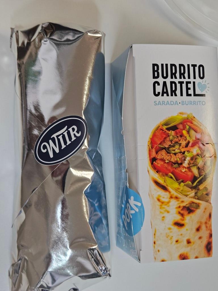 필리치즈스테이크와 부리또