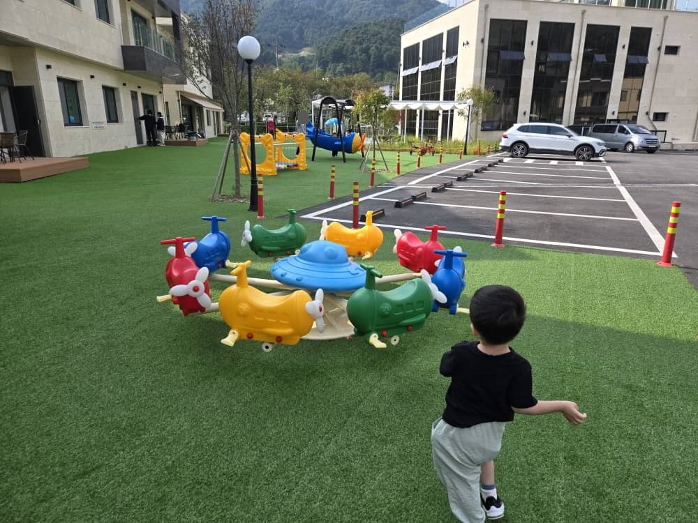 가평 꼬모키즈풀빌라