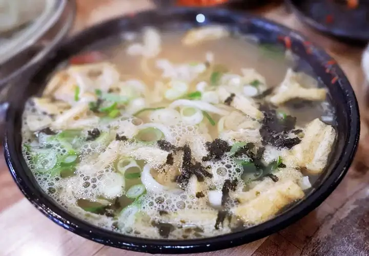 생활의달인 수타 자가제면 칼국수 달인 칼국수 맛있는 40년 식당 은둔식달 노포 아산 천안 맛집 정보
