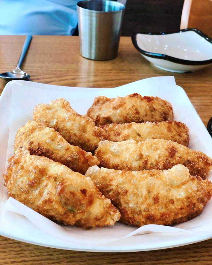 토요일은 밥이좋아 천안 군만두 맛집 바삭한 얇은 만두피 촉촉한 만두소 수제만두 야끼만두 인생 만두 한해 게스트 토밥 좋아 추천 방송정보