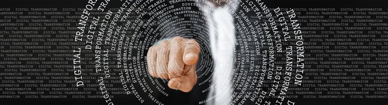 드론 조종사가 된 미래의 배달원: 음식·소포를 나르는 드론 산업