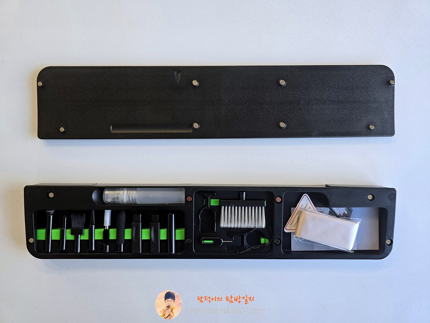 22 in1 디지털 청소 키트 전화 카메라 노트북 키보드 청소 헤드셋 브러시 키 스크린 클리너 집진기 크리스마스 선물