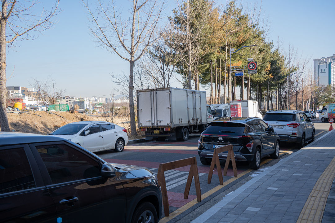 소공원 봉담점 주차장