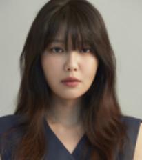 최수영