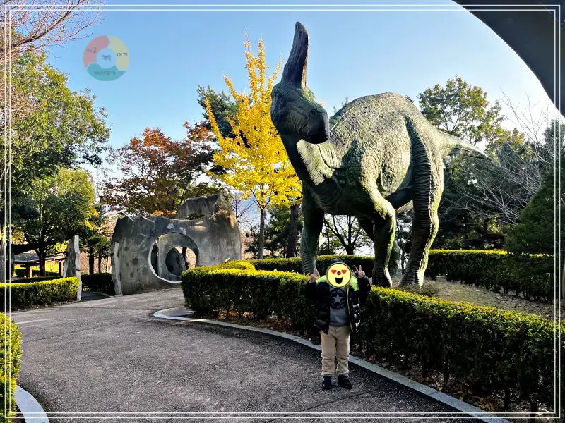 고성공룡박물관_야외놀이터-공룡모형-친타오