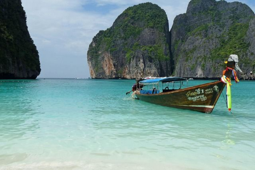 If you want to have a romantic getaway in Phuket? 2025 Perfect Guide