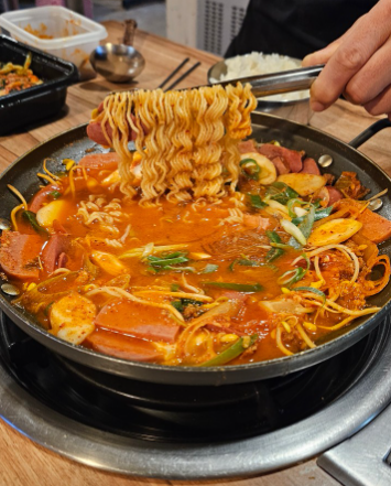 소문난 의정부 부대찌개 고대점 대표 메뉴
