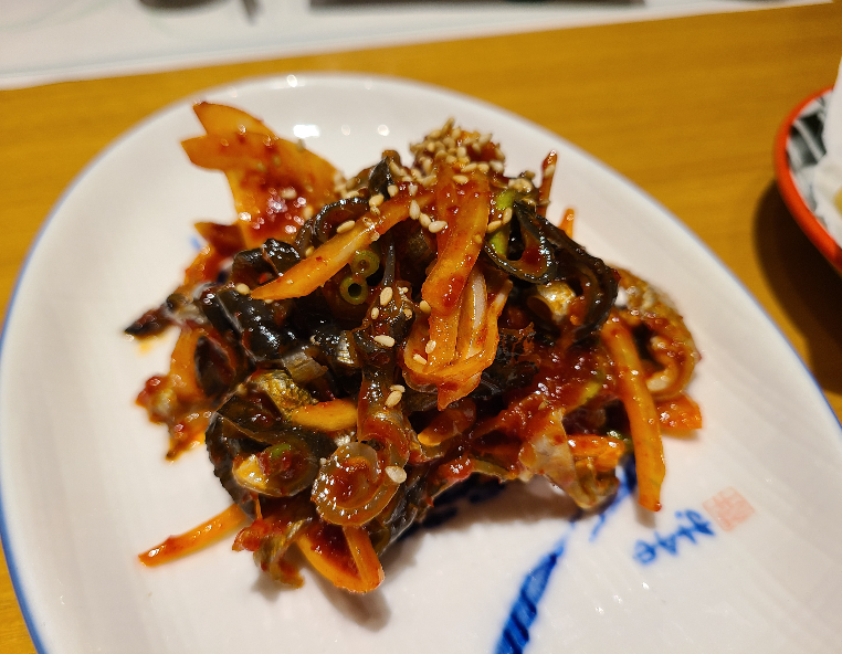 송수사 생선찜 간장게장 스타일 양념