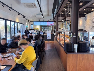 송도 대형 베이커리 카페 바다쏭