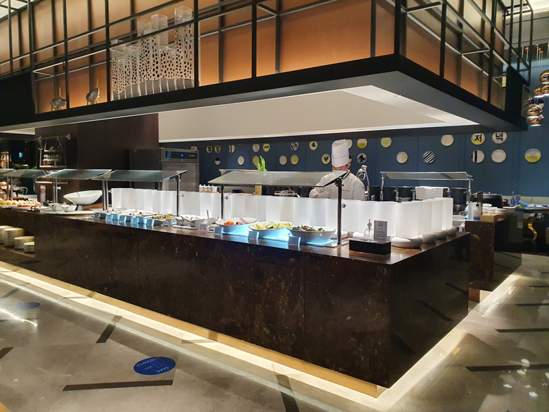 진열된-음식들1