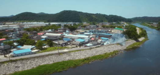 정숙한-세일즈-금제-마을-이미지