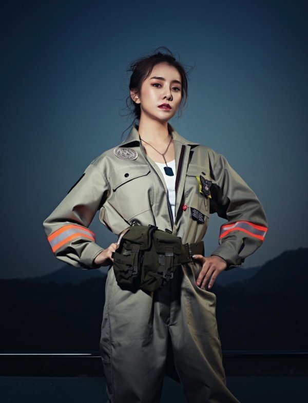 설하윤 나이 프로필 키 다리 맥심 화보 인스타 레전드 노래 과거 몸매
