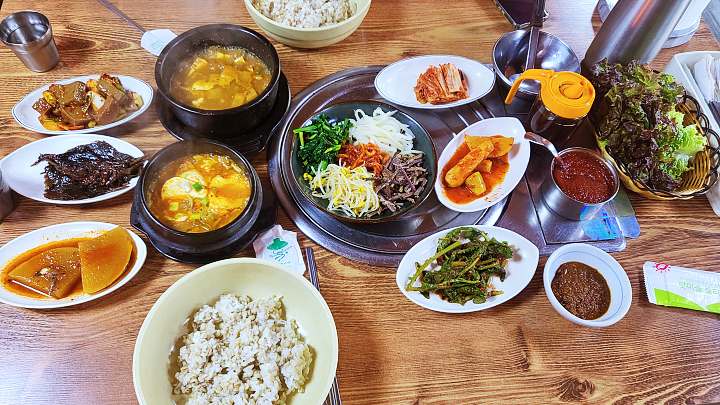 나혼자산다 나혼산 기안 84 코쿤 코드 쿤스트 이주승 청국장 보리밥 기라인 단합대회 엠티 맛있는 보리밥집 가게 남양주 맛집 가격 위치 어디