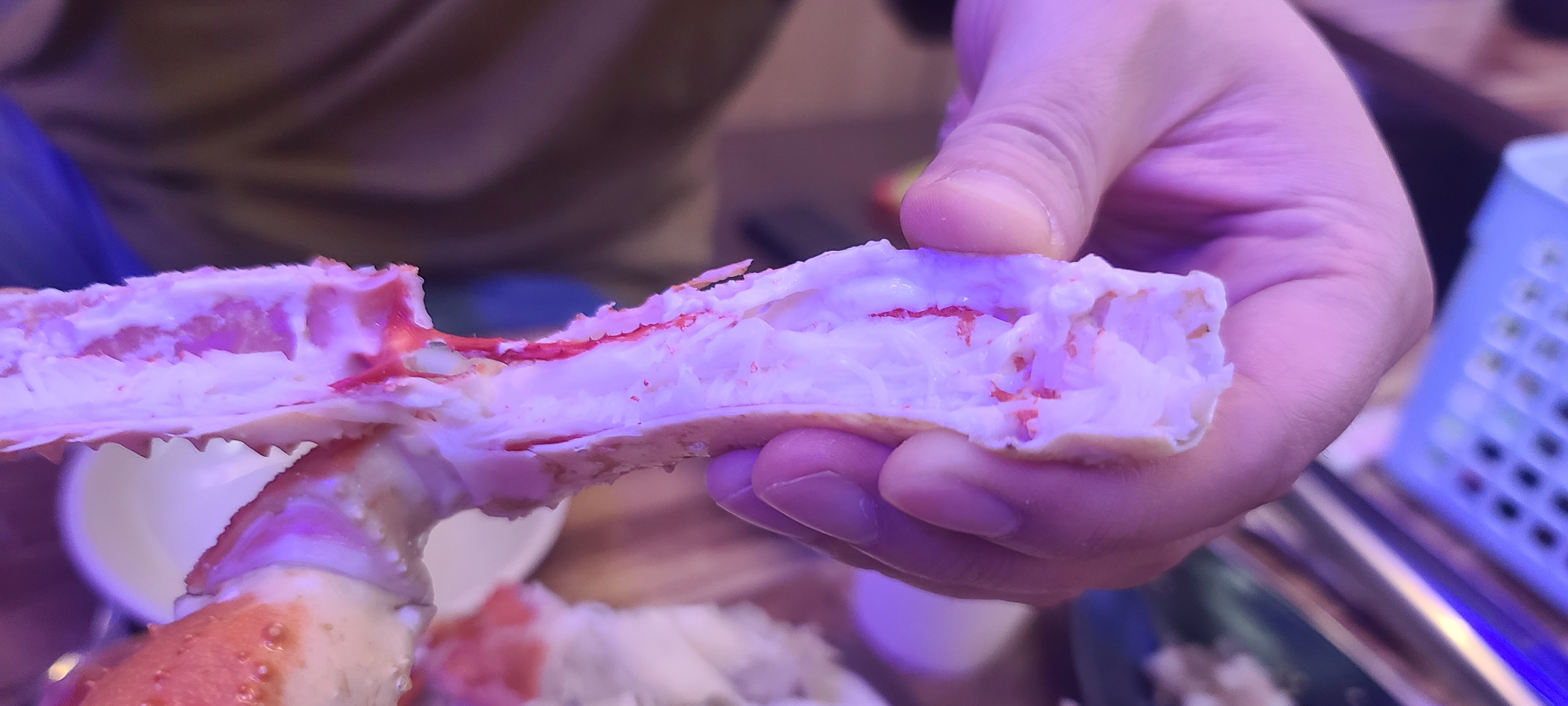 상대원맛집 11월제철음식 대게 킹크랩 랍스터 죽해수산 성남맛집 대게맛집 영업시간 메뉴판 기본반찬 통오징어버터구이 가리비찜 대하찜 연태고량주 컨디션스틱 보관냉장고 대게 대게내장 수율 대게살