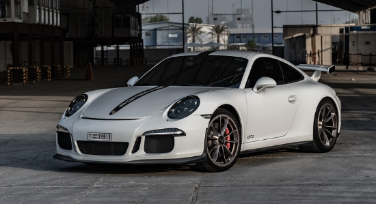 포르쉐 중고차 사진