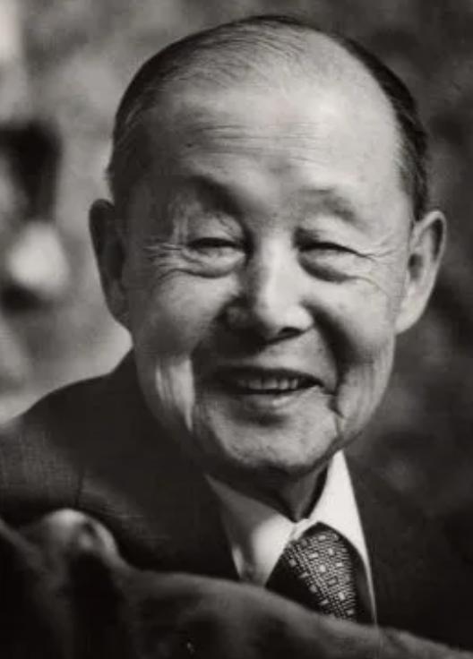 이희승, 국어학 발전의 선구자이지만, 일본어 사용 순응이력