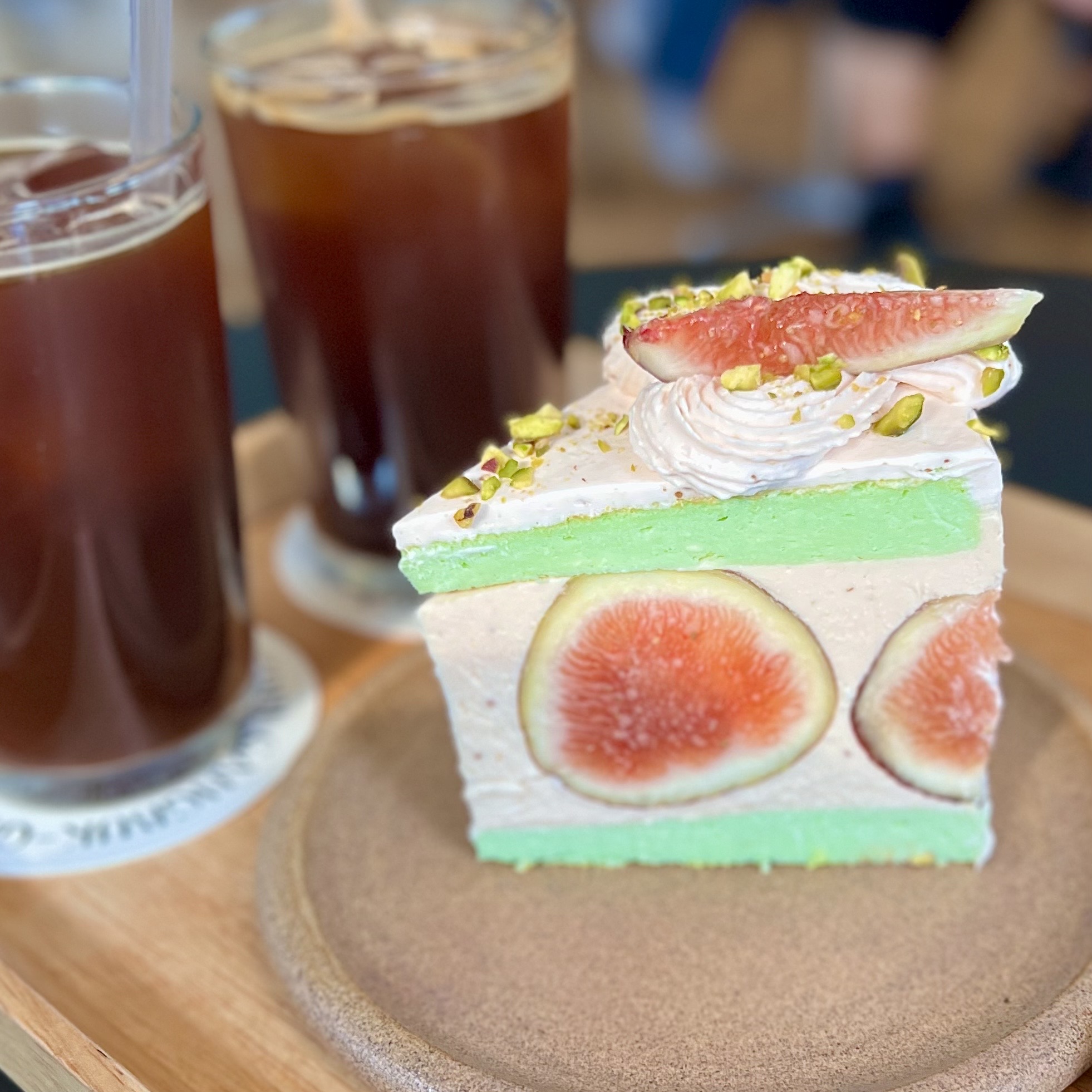 카페-수유-디저트-무화과-과일-상큼