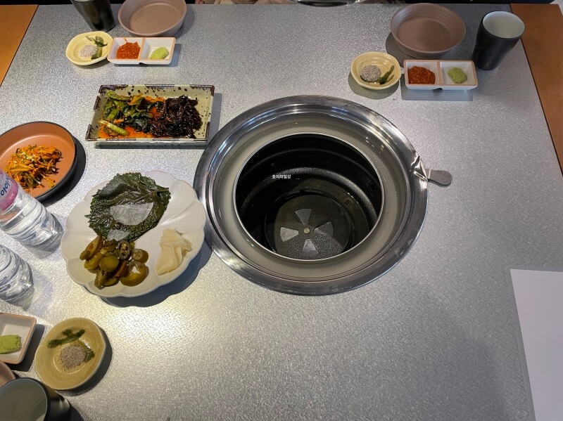 꿉당 잠실방이점 미쉐린 가이드 맛집 - 기본 상차림