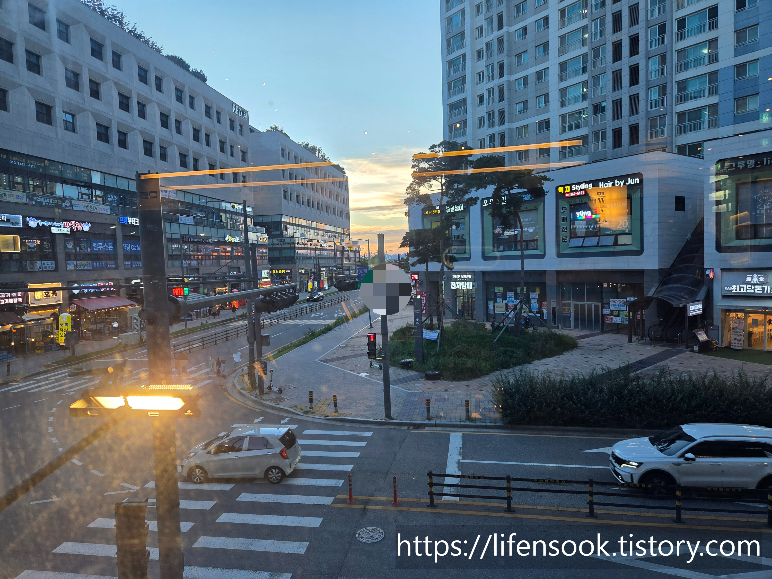 덕수파스타 배곧점 내부에서 본 노을