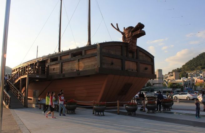 거전라좌수영 거북선 북선 사진