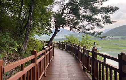 사진을 찍기에도 최적의 장소로 평가