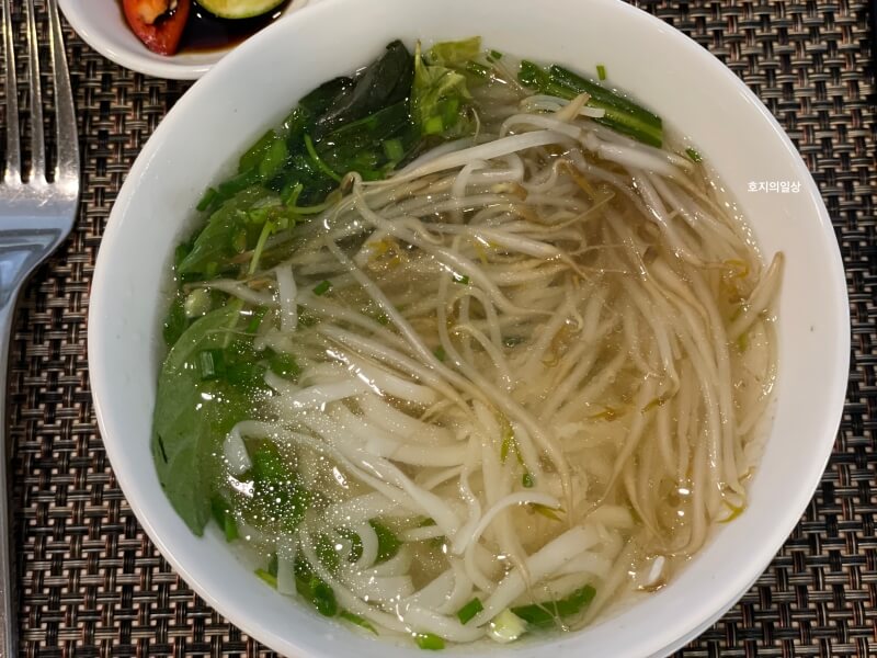 나트랑 스완도르 리조트 올 인클루시브 - 중식 쌀국수