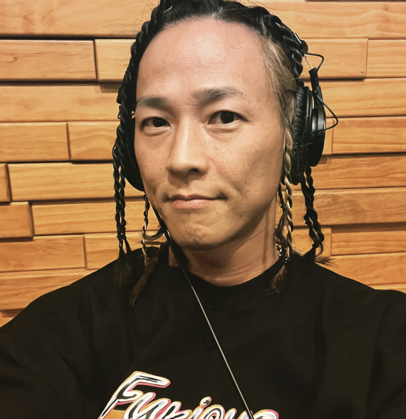 팝핀현준 셀카