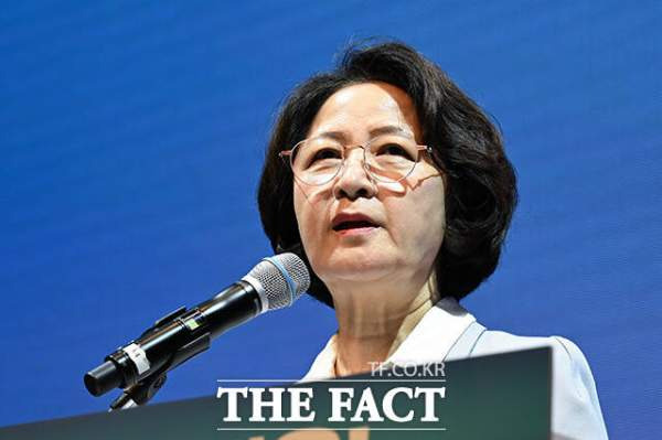 추미애 경기도지사 취임 프로필 나이 학력 고향 남편 아들 공약 관련주 완벽 총정리
