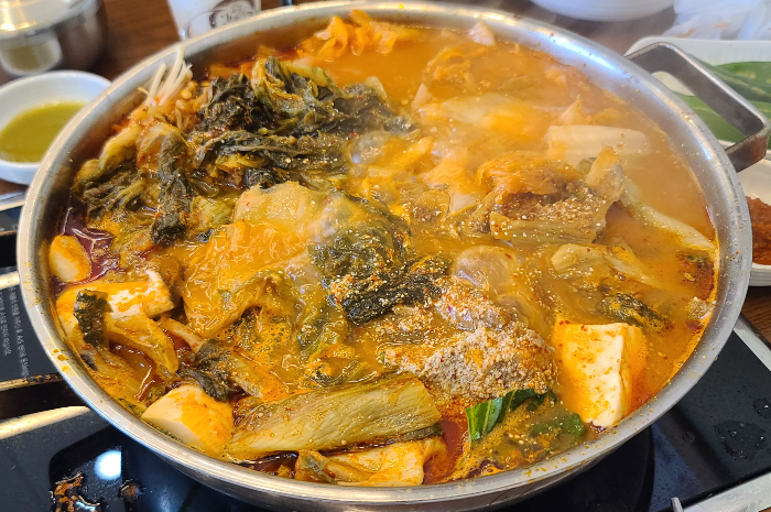 해장국 묵은지감자탕 약선당감자탕 송도점 메뉴판 찹쌀순대 해장해결 묵은지