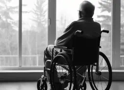 휠체어-탄-사람