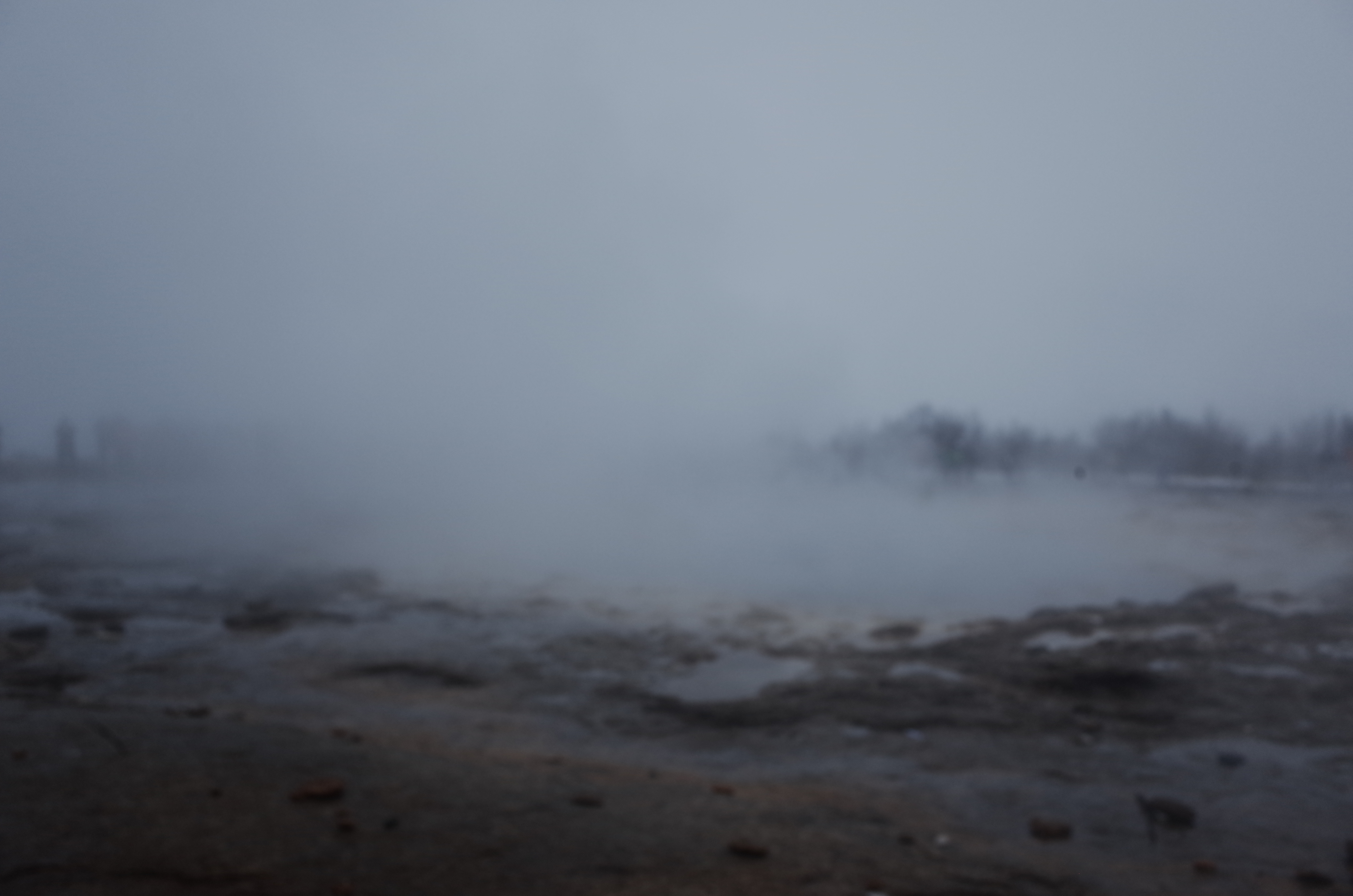 분출하기전 간헐천의 모습