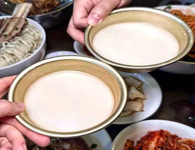 팔도국수 미사본점