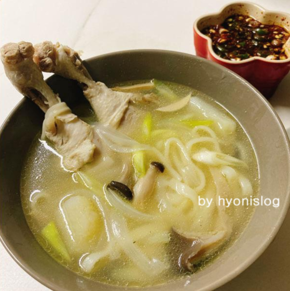 닭한마리_닭칼국수_완성1