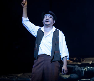 잭 더 리퍼 공연 중인 남문철