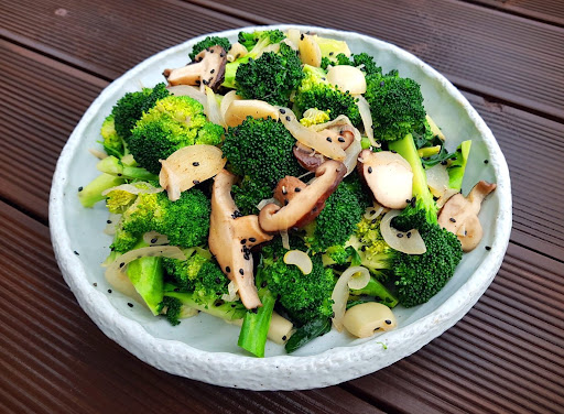 브로콜리-요리법-브로콜리볶음