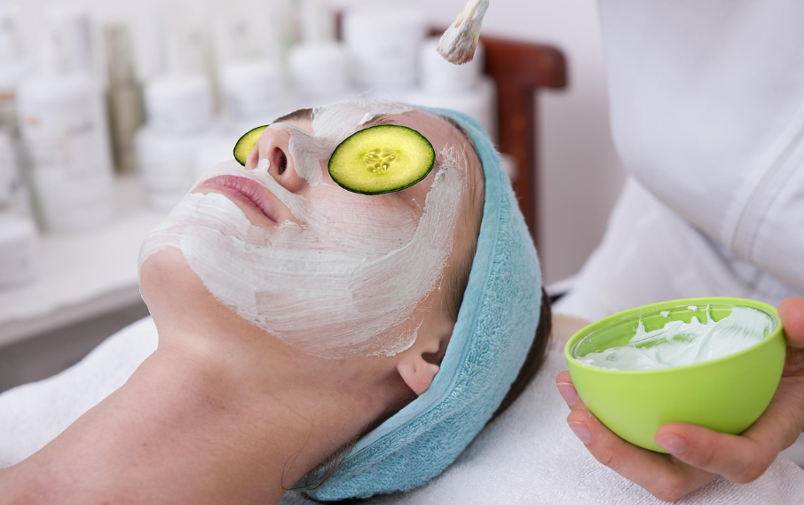 뷰티 디바이스 실사용 비교 후기 : “홈케어 시대, 진짜 피부에 남는 건 뭘까?”