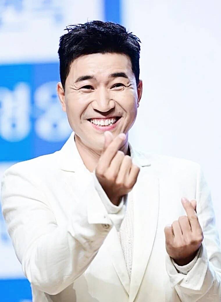 가수-김종민