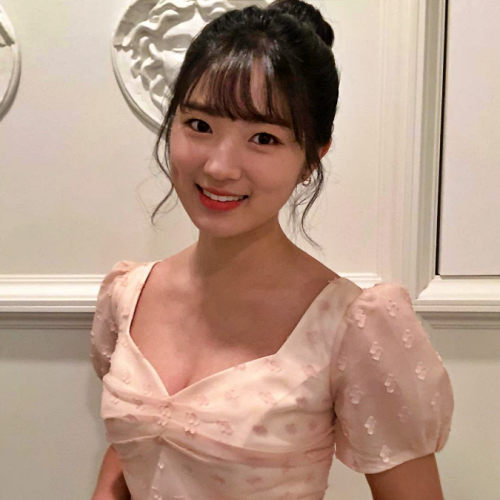 김혜윤-인스타그램-셀프-촬영-사진