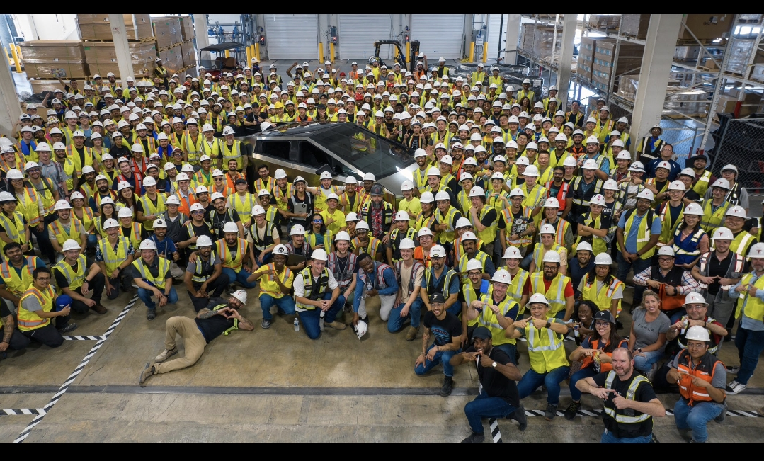 기가팩토리-텍사스-테슬라-사이버트럭-첫-생산-테슬라-트위터