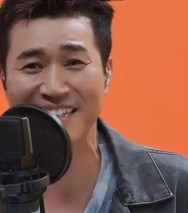 김종민-가수-사진