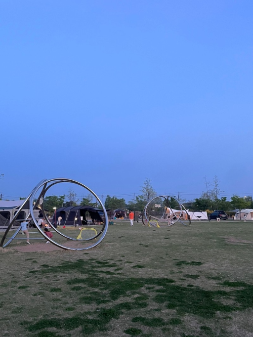 경기도-뷰-좋은-타프존,데크석-캠핑장-캠핑장-추천,-여름-물놀이도-가능한-서울근교-캠핑장